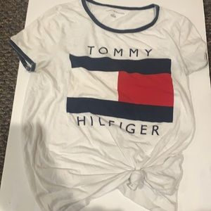 Tommy Hilfiger white tee